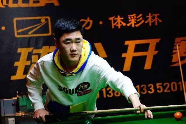 斯坦前锋尝 斯坦前锋尝